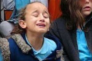 &Ouml;ğrenciler yedikleri pastadan zehirlendiler