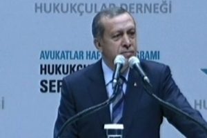 "17 Aralık operasyonu bal gibi darbe girişimidir"