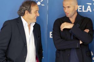 Platini'den Zidane'a Monaco tavsiyesi