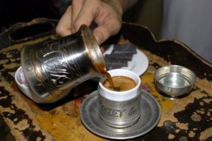 T&uuml;rk kahvesi "m&uuml;zelik" oluyor