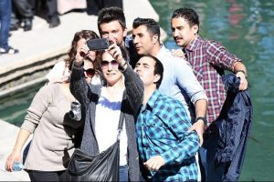 "Selfie" i&ccedil;in TDK'ya birbirinden ilgin&ccedil; &ouml;neriler