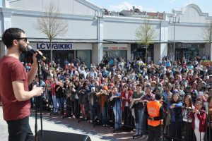 Mehmet Erdem Bursalılarla buluştu