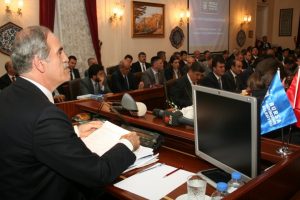 B&uuml;y&uuml;kşehir'de tarihi meclis!