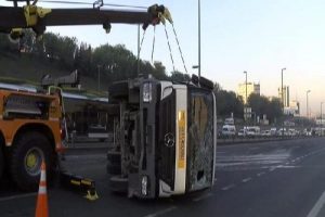 Trafiği fel&ccedil; eden kaza