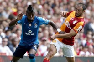 Galatasaray'da gelen gideni aratıyor!