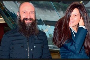 Berg&uuml;zar S&uuml;leyman'ın sakalından rahatsız!