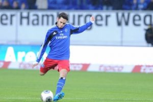 Hamburg Hakan'ı bırakmak istemiyor