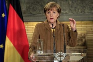 Merkel ve Putin telefonda Ukrayna'yı g&ouml;r&uuml;şt&uuml;
