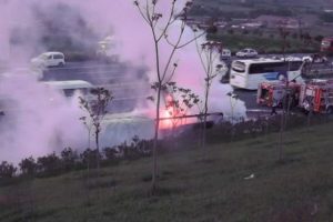 Bursa'da TIR otobanda alev alev yandı