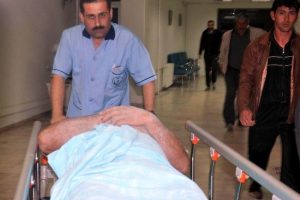G&ouml;&ccedil;&uuml;k altında 3 yaralı