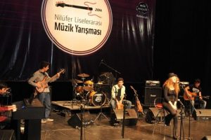Nil&uuml;fer'de liselilerin m&uuml;zik heyecanı başladı