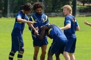Fenerbah&ccedil;e'de derbi hazırlıkları!