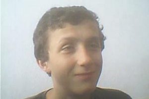 15 yaşında kalp krizinden &ouml;ld&uuml;