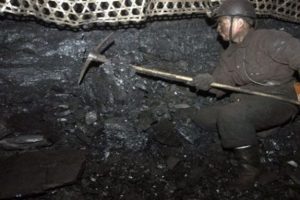 K&ouml;m&uuml;r madenin &ccedil;atısı &ccedil;&ouml;kt&uuml;: 5 &ouml;l&uuml;