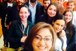 O da 'selfie' modaya uydu poz verdi