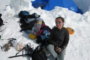 Everest'e tırmanan T&uuml;rk dağcıyı şansı &ouml;l&uuml;mden kurtardı