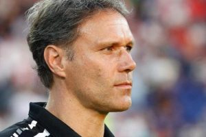 Van Basten'in yeni adresi AZ Alkmaar