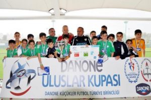Minik Timsahlar T&uuml;rkiye şampiyonu oldu!