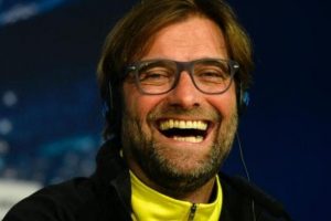 Jurgen Klopp'un &ccedil;iğnediği sakız satışa &ccedil;ıktı!