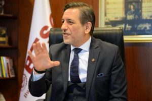 "T&uuml;rkiye y&uuml;zde 5 b&uuml;y&uuml;meli"
