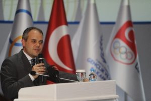 Bakan Kılı&ccedil;'tan Hacıosmanoğlu'na taziye telefonu