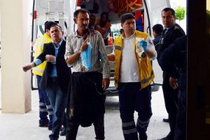 Yine muhtarlık kavgası: 8 yaralı