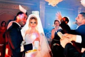 B&ouml;yle olur aşiret d&uuml;ğ&uuml;n&uuml;!