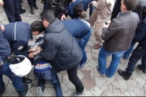 Taksim'de 50 kişi g&ouml;zaltına alındı