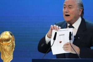 D&uuml;nya futbolunda Katar şoku!