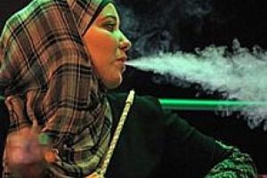 Kadınlara nargile yasağı kriz &ccedil;ıkardı