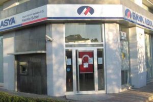 Bank Asya'ya 1 milyar liralık şok!