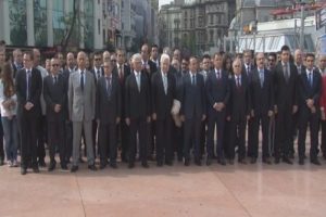Taksim'de 23 Nisan t&ouml;reni