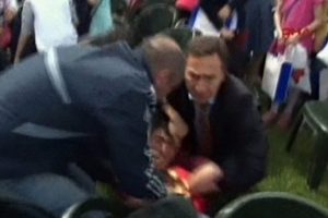 23 Nisan t&ouml;reninde olay! 3 &ccedil;ocuk g&ouml;zaltında!