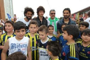 Fenerbah&ccedil;e'de 23 Nisan coşkusu