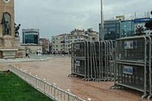 Taksim'e bariyer takviyesi