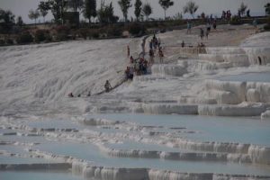 Pamukkale'ye girişler zamlandı