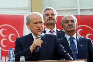 Cumhurbaşkanlığı se&ccedil;imleri siyasi krize d&ouml;n&uuml;şt&uuml;r&uuml;lmemeli
