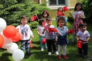 May Tohum 23 Nisan'ı şenliklerle kutladı