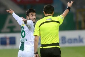 Bursaspor'un Avrupa hayalini S&uuml;leyman Abay bitirdi