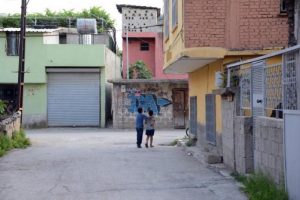 Komşu ziyaretinden d&ouml;nerken vurulup &ouml;ld&uuml;