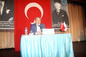 İlber Ortaylı, "Ermeni Taziyesini" Bursa'da değerlendirdi