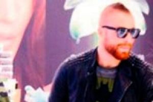 G&ouml;khan T&ouml;re'ye bir kurşun da sevgiliden!