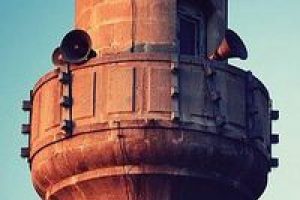 Ezana dava a&ccedil;an turiste h&acirc;kim reddi