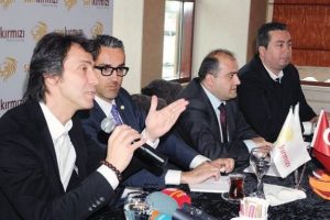 B&uuml;lent Korkmaz, Mancini'yi eleştirdi: 11'i sayabilir misiniz?