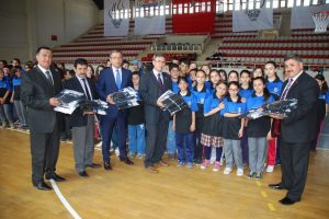 Sporla başardılar &ouml;d&uuml;l&uuml; kaptılar
