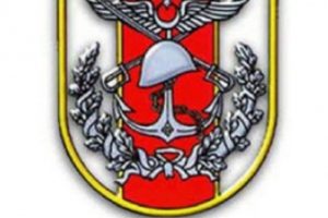 İki sivil kamyonu yaktılar...
