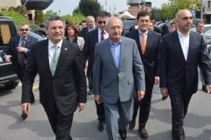 Belediye başkanlarıyla bir araya geldi