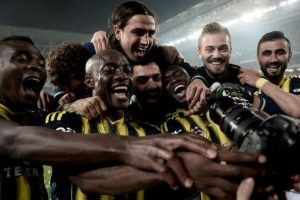 Fenerbah&ccedil;eli futbolculardan şampiyonluk yorumu