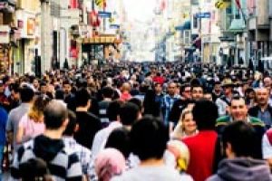 Zengin - fakir u&ccedil;urumu daralıyor