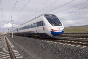 Kupa g&uuml;n&uuml; YHT seferleri y&uuml;zde 100 doldu